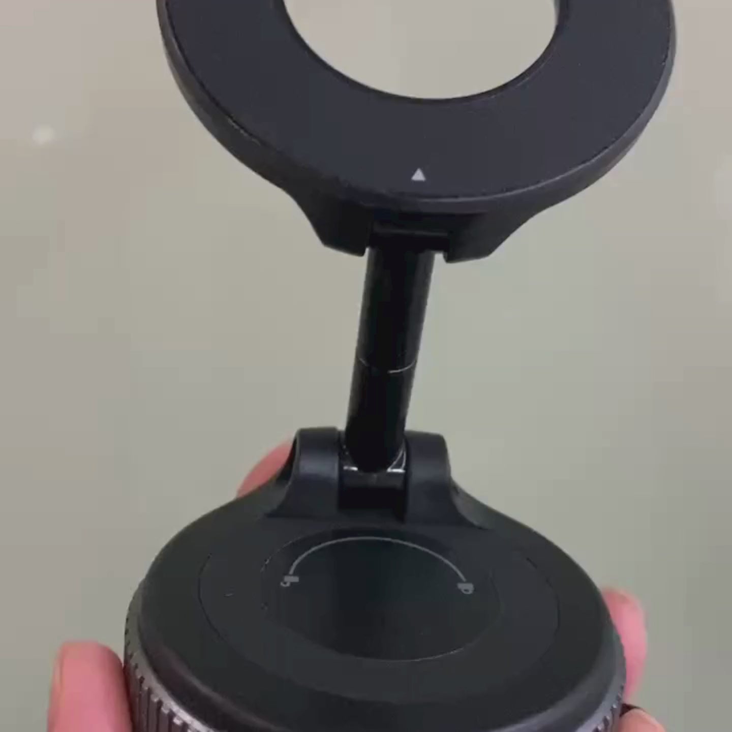 Support Téléphone Magnétique Rotatif 360° – Fixation Ultra Stable